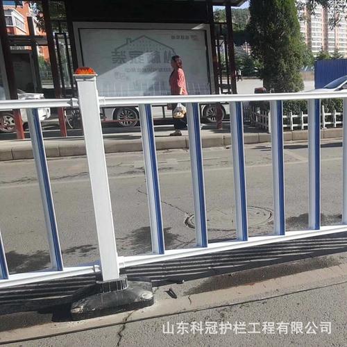 厂家现货市政道路护栏人行道锌钢隔离防护栏杆热镀锌交通护栏设施